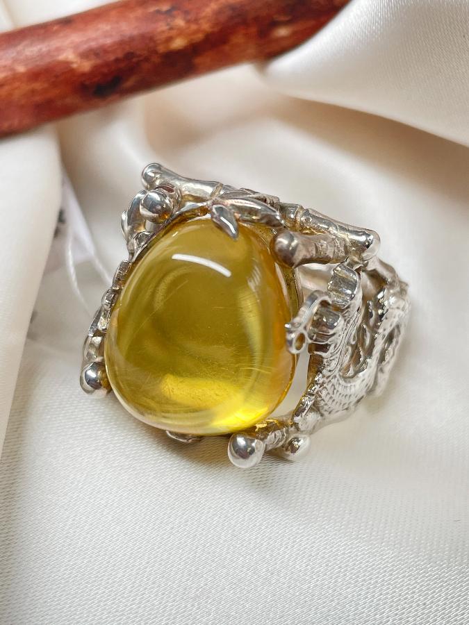 купить Кольцо из серебра с янтарем, 19 размер , фото 1