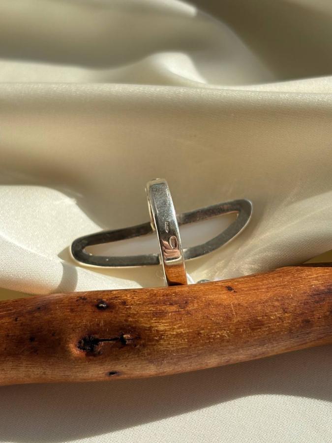 купить Кольцо из серебра с кахолонгом  , фото 4