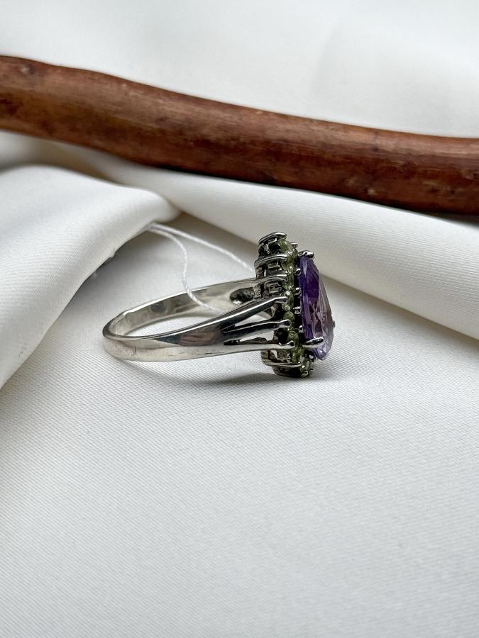 купить Кольцо из серебра с аметистом и хризолитом, 18 размер , фото 3