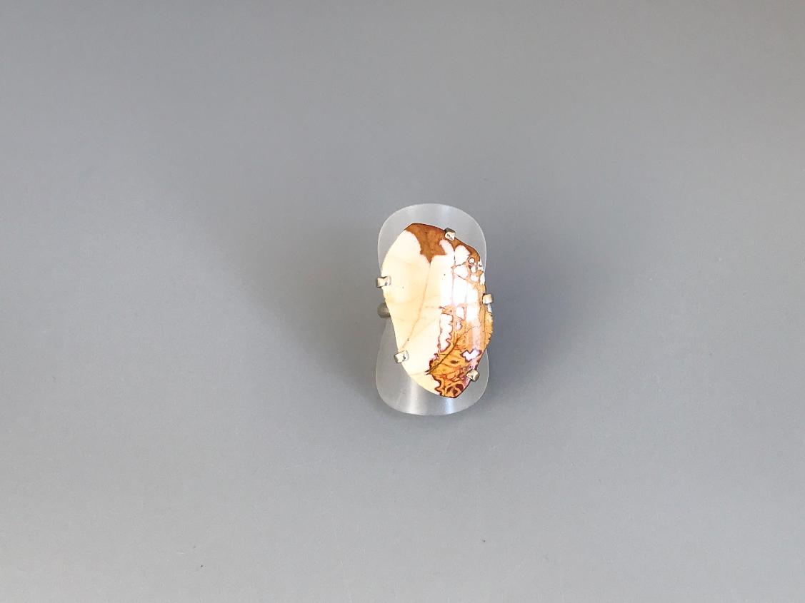 Купить Комплект с яшмой: серьги и кольцо 17,5 размер от магазина В Мире Самоцветов