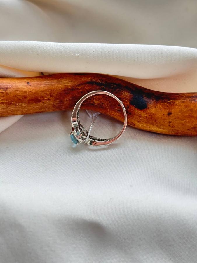 купить Кольцо из серебра с топазом и фианитами  , фото 3