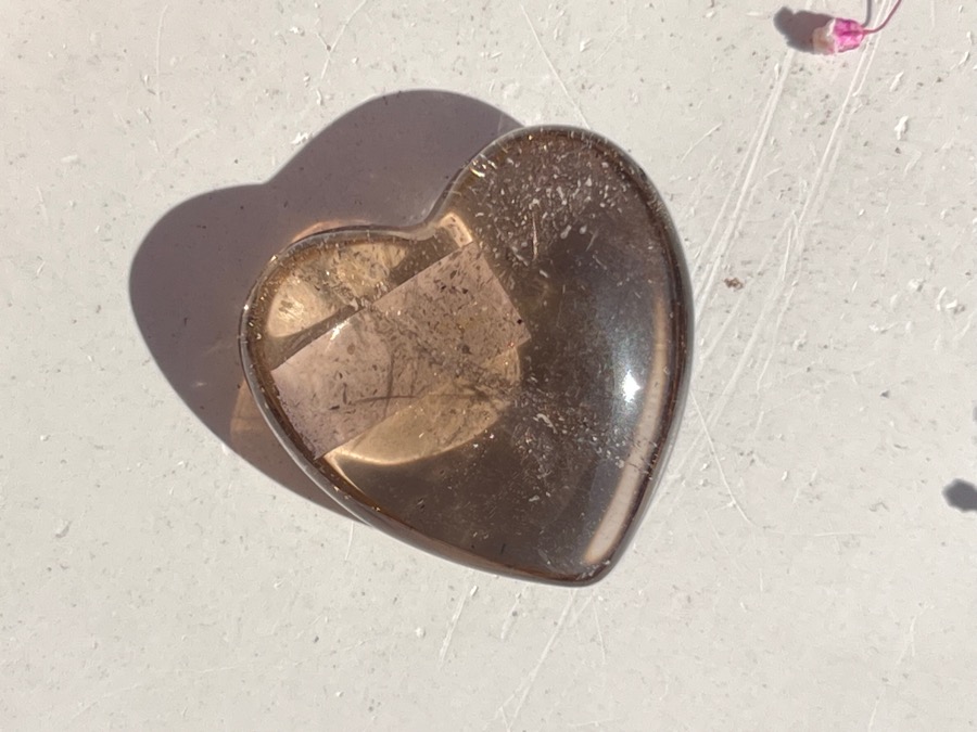 Сердце из дымчатого кварца, 1,2 х 3 х 3,1 см SR-0069, фото 1