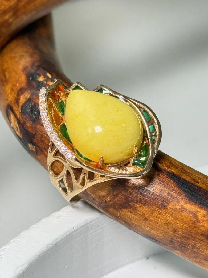 купить Кольцо из серебра с белым янтарем , фото 3