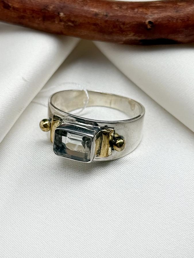 купить Кольцо из серебра с топазом,19 размер , фото 1