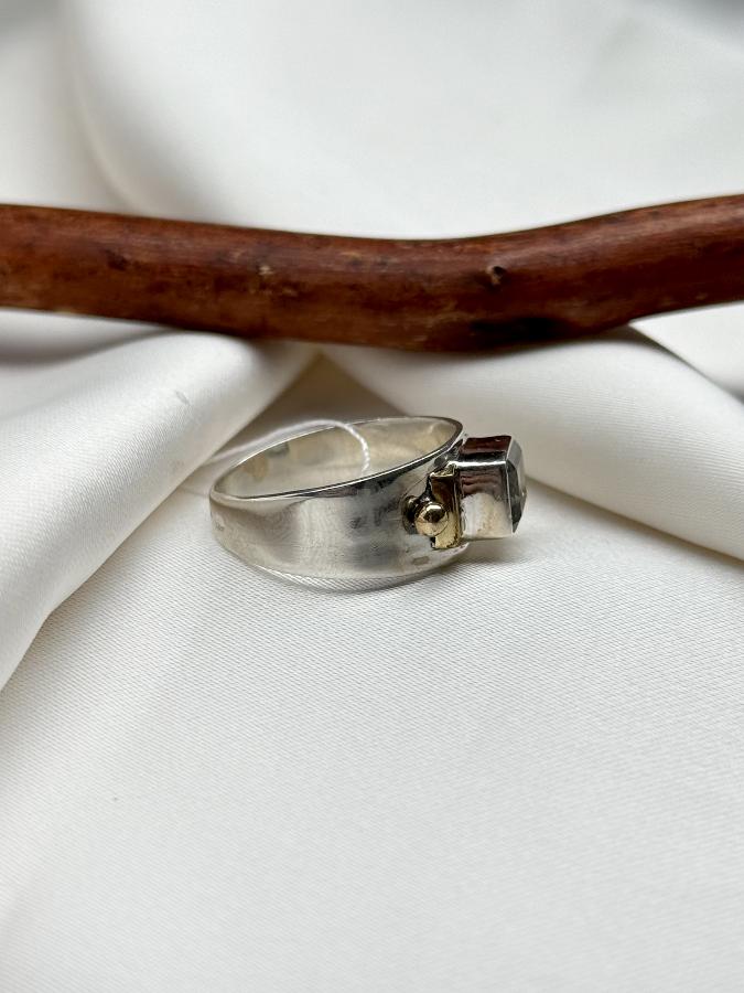 купить Кольцо из серебра с топазом,19 размер , фото 3