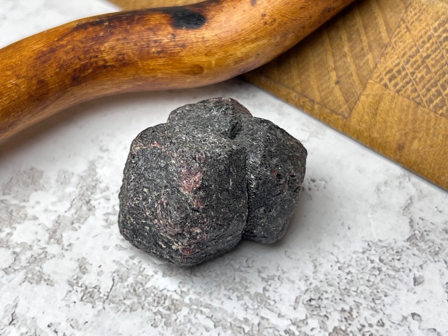Альмандин (гранат), 2,3 х 2,9 х 3,4 см OBM-1391, фото 1
