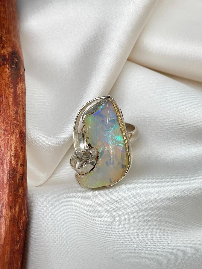 купить Кольцо из серебра с благородным опалом,16 размер , фото 3