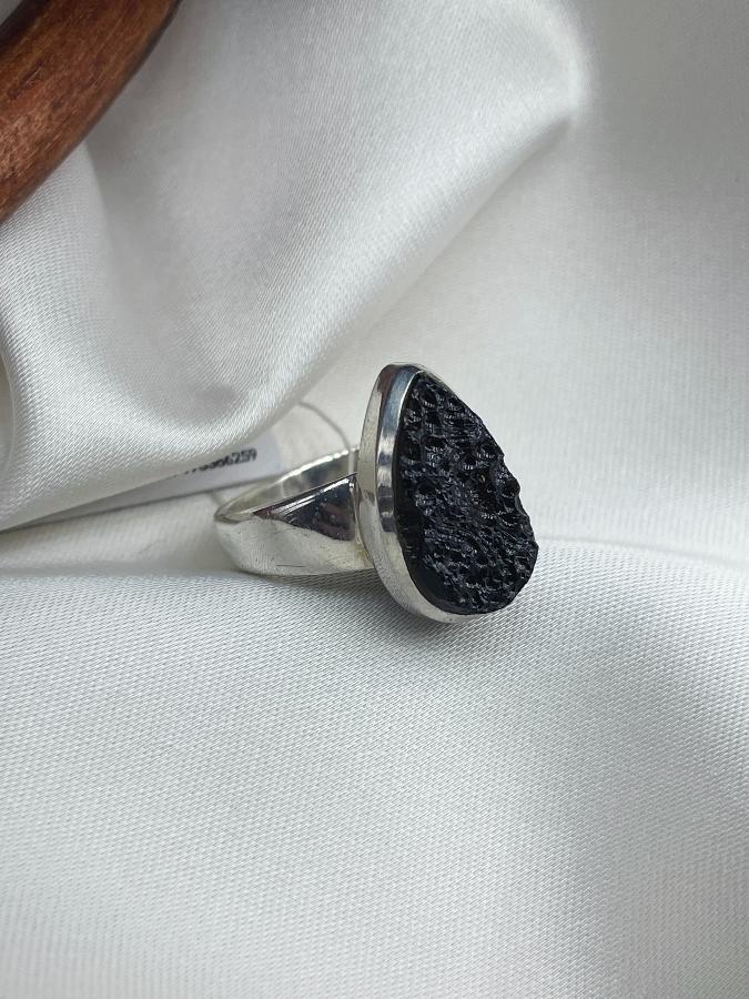 купить Кольцо из серебра с тектитом,18 размер , фото 3