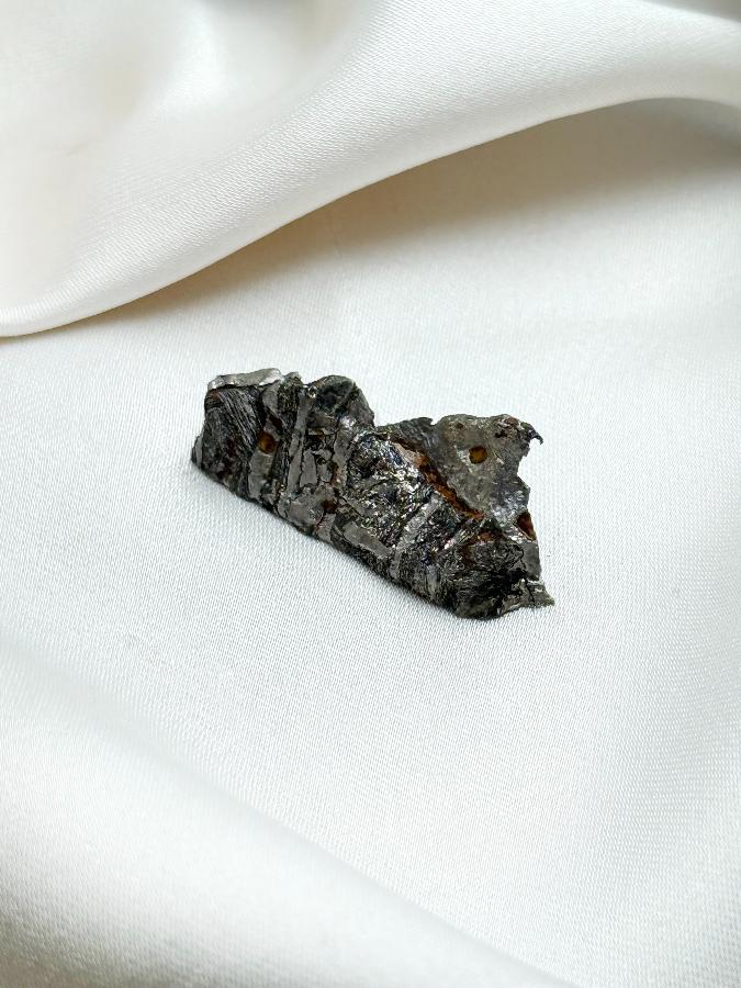 Метеорит алетай,3 х 1,2 х 0,7 см MT-0060, фото 3