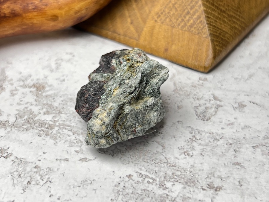 Альмандин (гранат), 2 х 3,1 х 4 см OBM-1384, фото 4