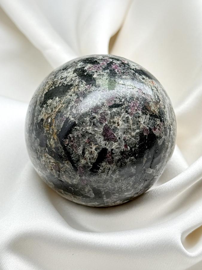 Шар из хибинита,d-4,8 см SH-0415, фото 1