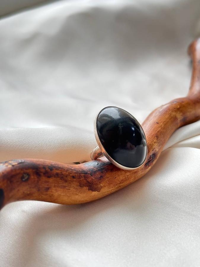 купить Кольцо из серебра с гагатом  , фото 1