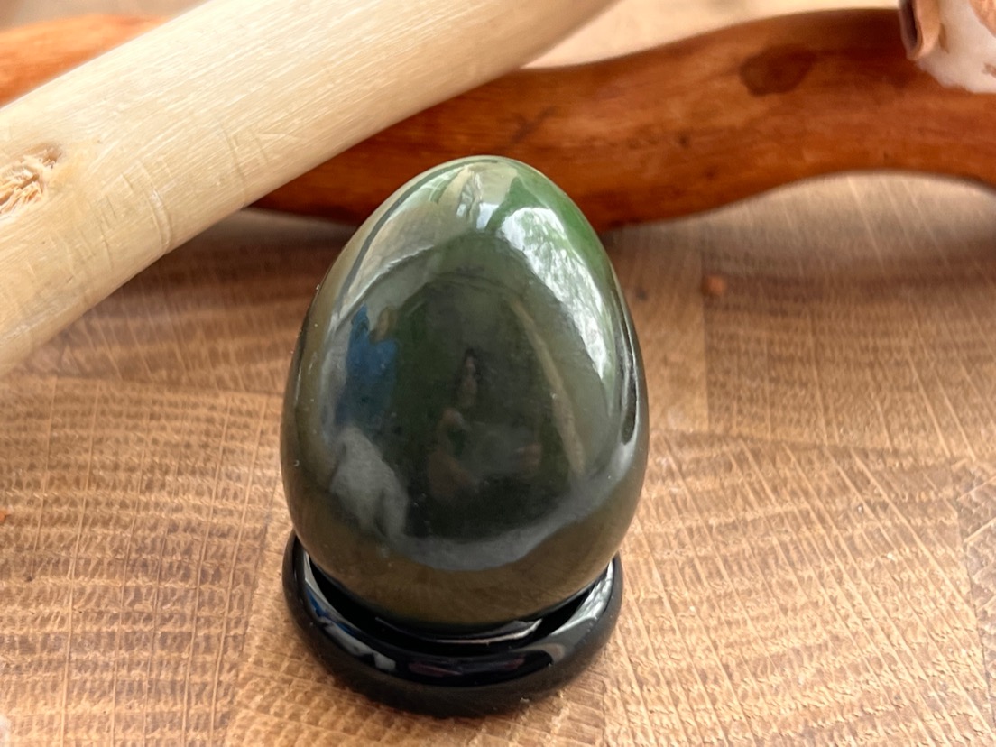 Яйцо из нефрита 2,4 х 3,2 см JA-0074, фото 3
