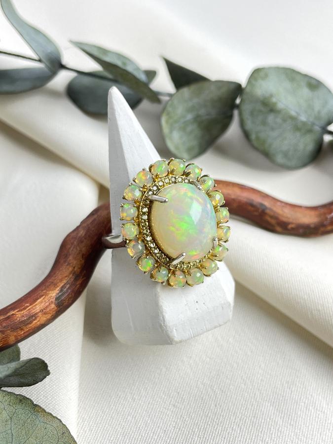 купить Кольцо из серебра с благородным опалом, 18,0 размер  , фото 3