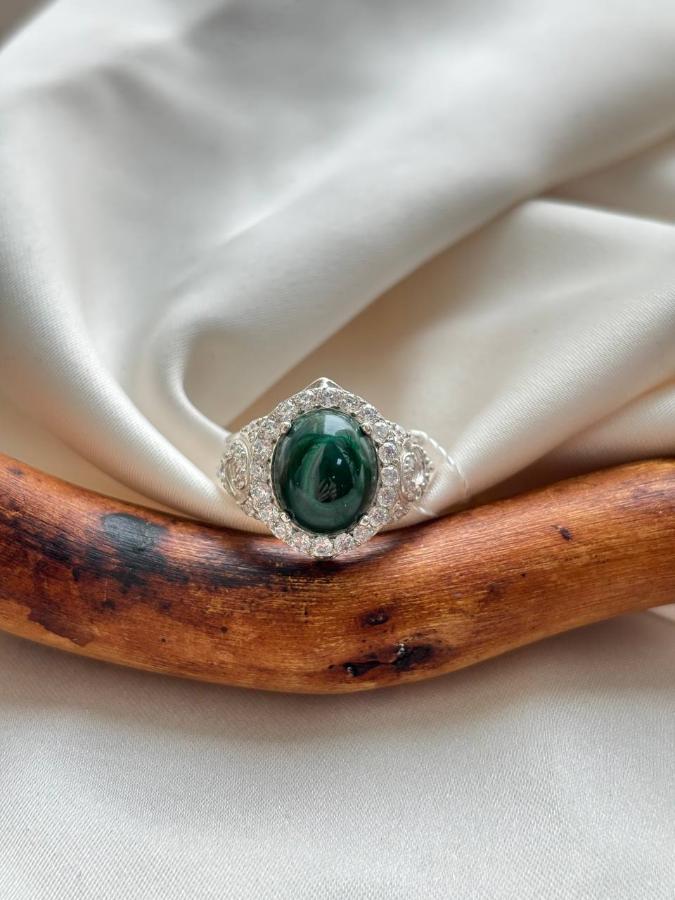 купить Кольцо из серебра с малахитом и фианитом  , фото 2