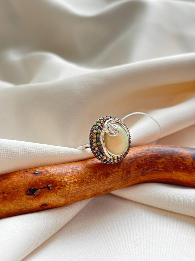 купить Кольцо из серебра с благородным опалом  , фото 1