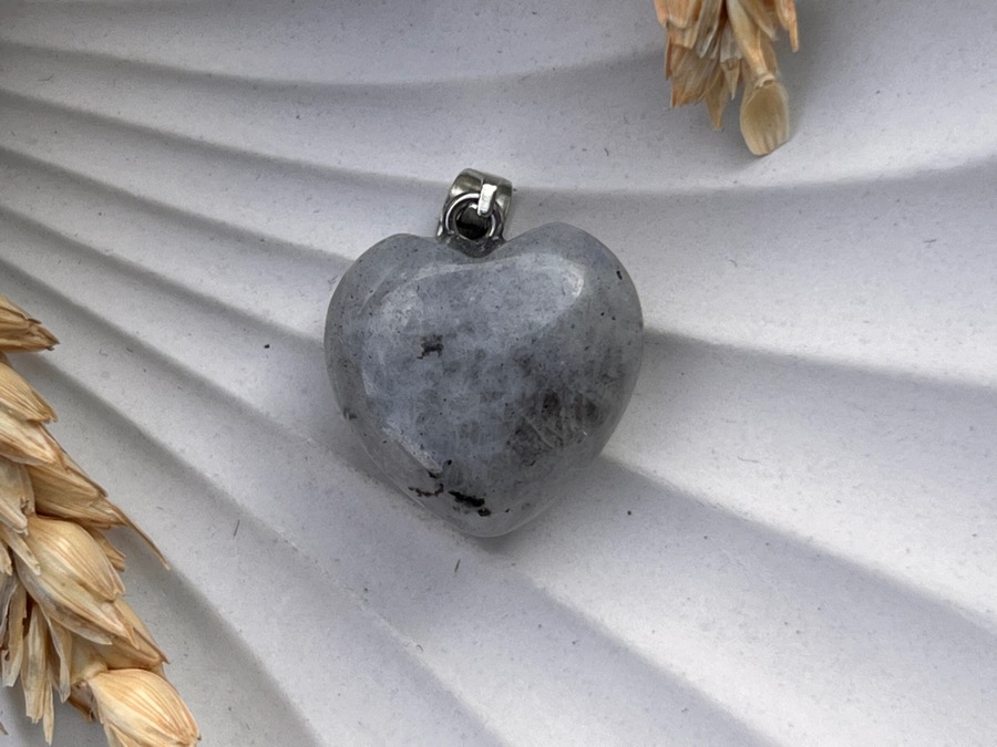 Кулон в форме сердца из лабрадора KU-0913, фото 1