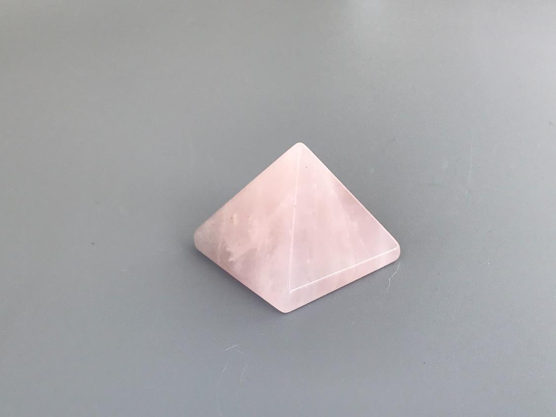 Пирамида из розового кварца 2,5х3,0х3,0 см PR-0019, фото 2