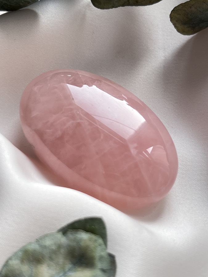 Розовый кварц, полировка 2 х 4,1 х 6,1 см POL-0473, фото 3