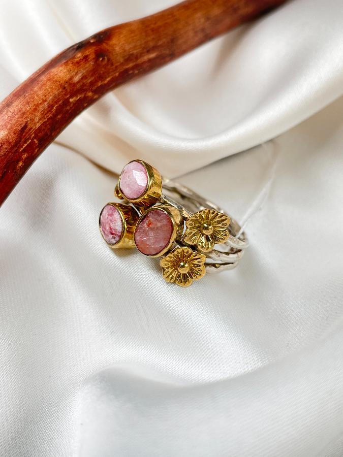 купить Кольцо из серебра с корунд-рубином,18 размер  , фото 1