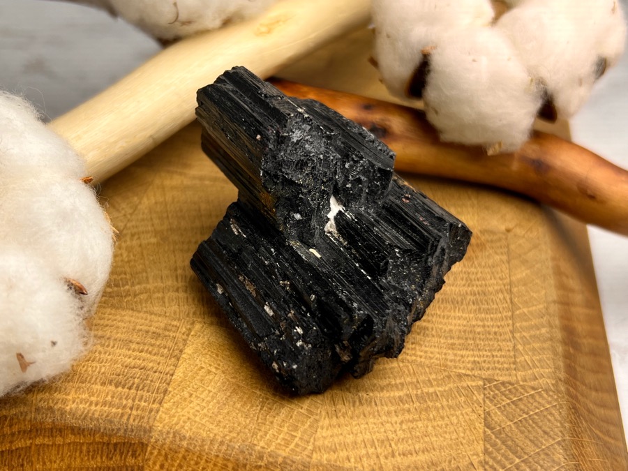 Шерл (чёрный турмалин), 4,2 х 4,4 х 5,5 см OBM-1101, фото 3
