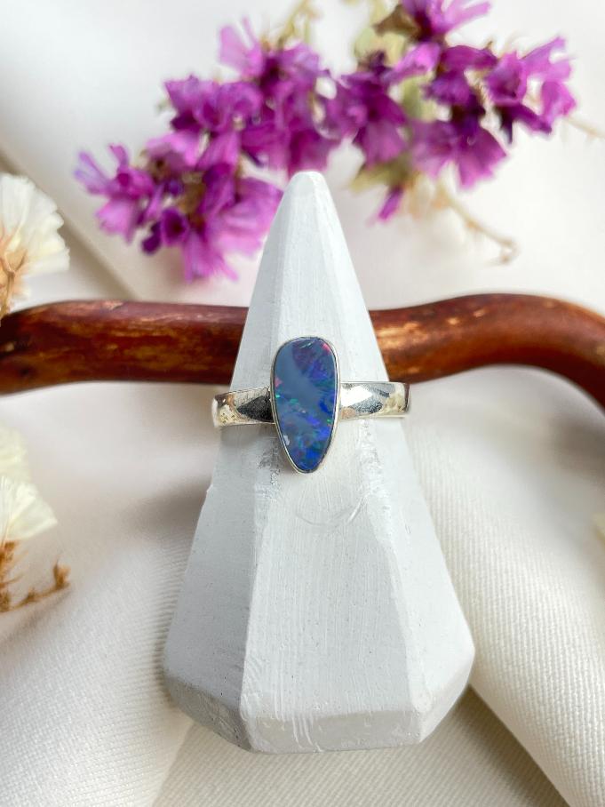 купить Кольцо из серебра с австралийским опалом, 16,0 размер , фото 1