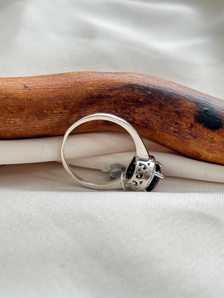 купить Кольцо из серебра с гранатом и фианитами  , фото 3