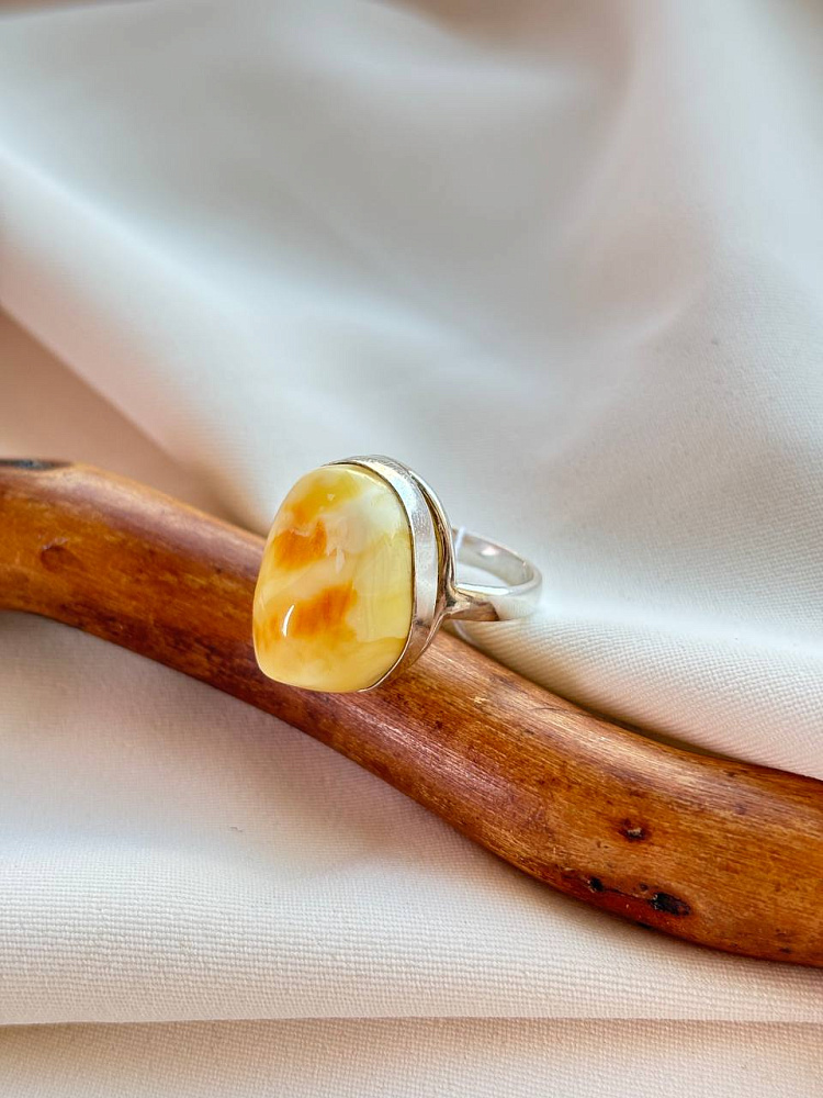купить Кольцо из серебра с янтарем , фото 1