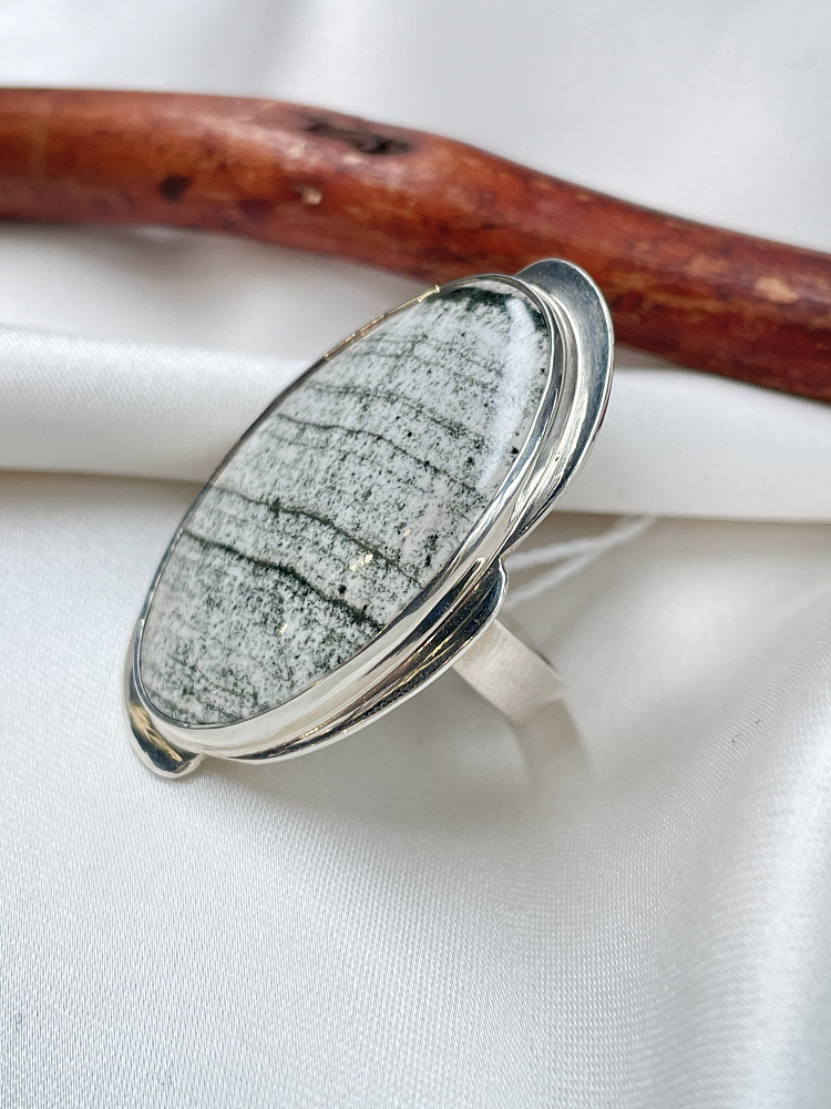 купить Кольцо из серебра с яшмой(скарн),16 размер , фото 3