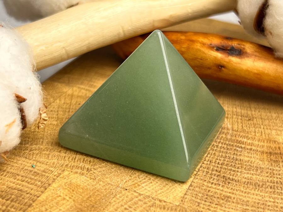Пирамида из зелёного авантюрина PR-0057, фото 3