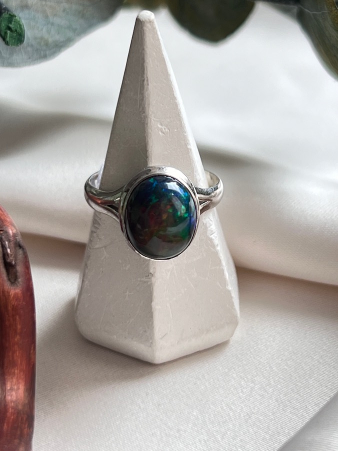Кольцо из серебра с благородным опалом, 18,75 размер U-1588, фото 1