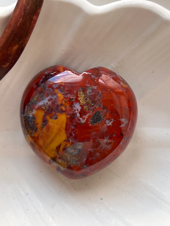 Сердце из красной яшмы, 1,8 х 3,8 х 3,8 см SR-0080, фото 1