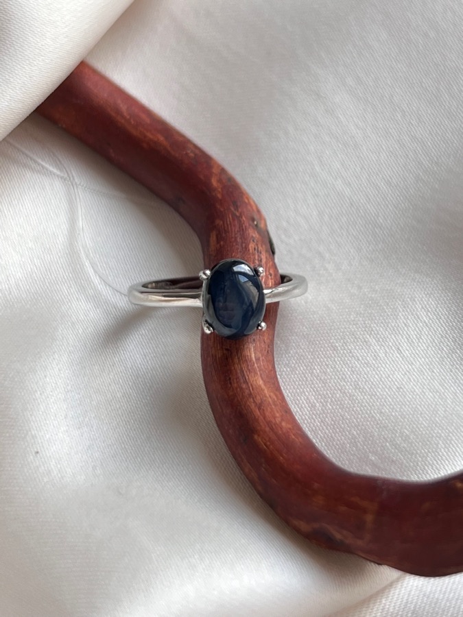 Кольцо из серебра с сапфиром (синий корунд), 16 размер 559089, фото 1