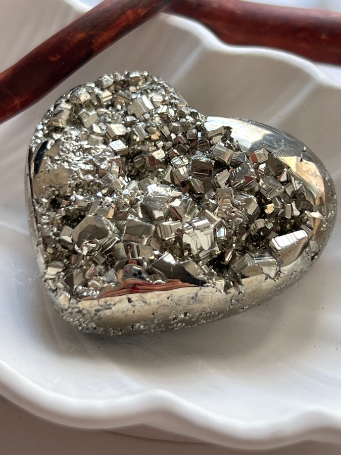 Сердце из пирита, 2,6 х 5 х 5,8 см SR-0082, фото 3