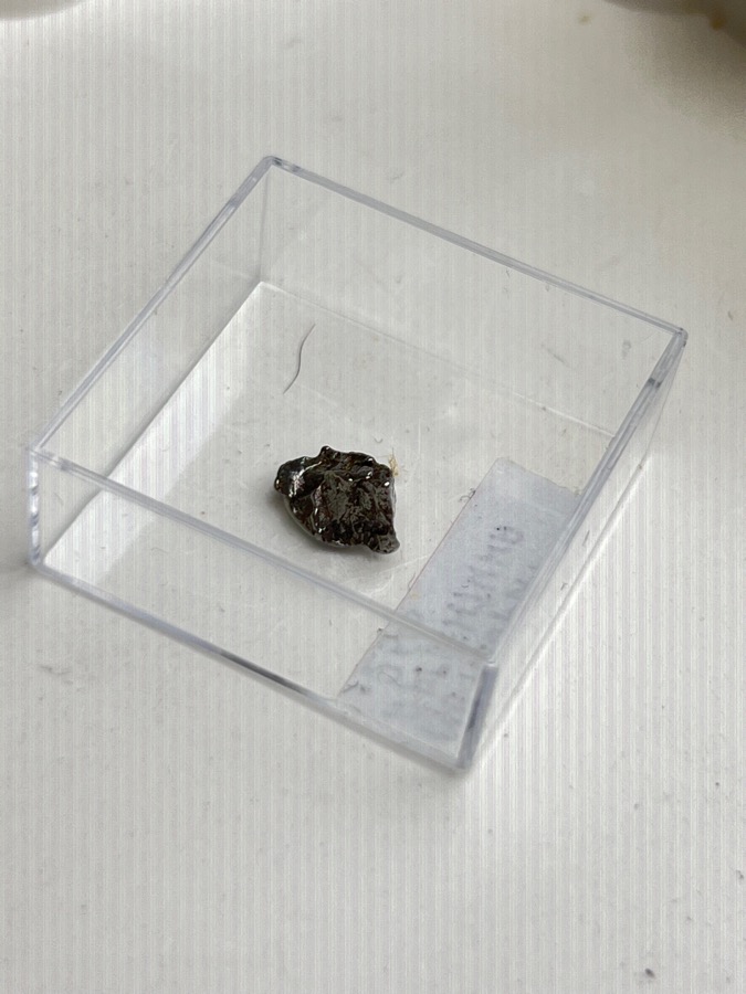 Метеорит Кампо-дель-Сьело в пластиковом боксе MT-0045, фото 3