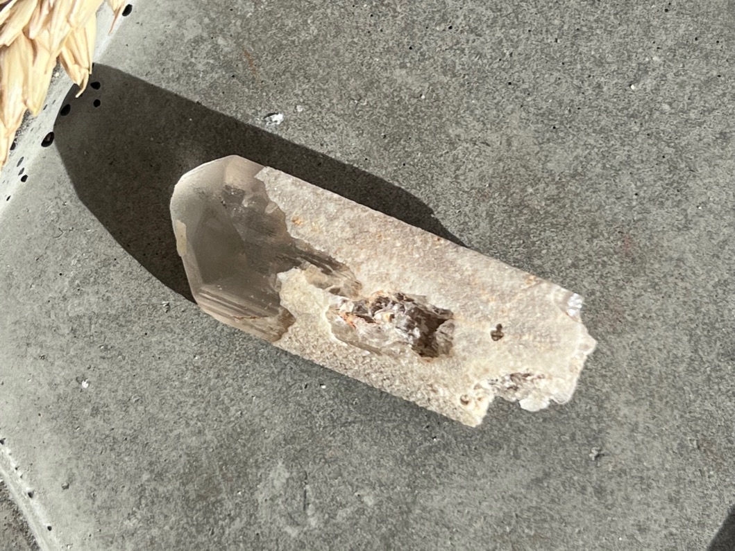 Данбурит, кристалл 4,3 х 1,4 х 1 см KR-0027, фото 4